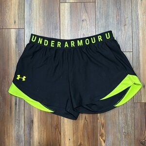 Under Armour Women's Play Up 3.0 Shorts Neon and Black Size Small with Pockets